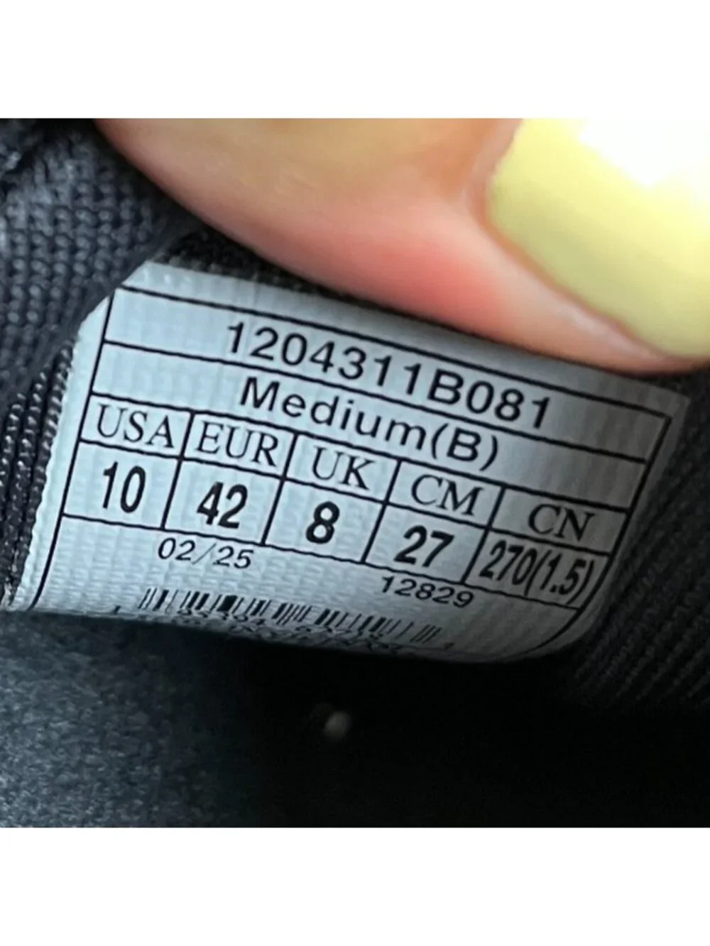 Brooks Ghost 17 Womens Size 10 Gray Black Purple Athletic Running Shoes Sneakers